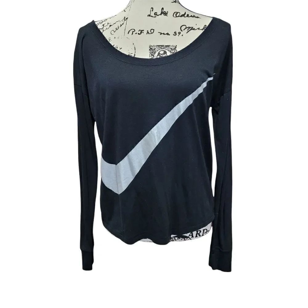 Nike high low long sleeve tee
